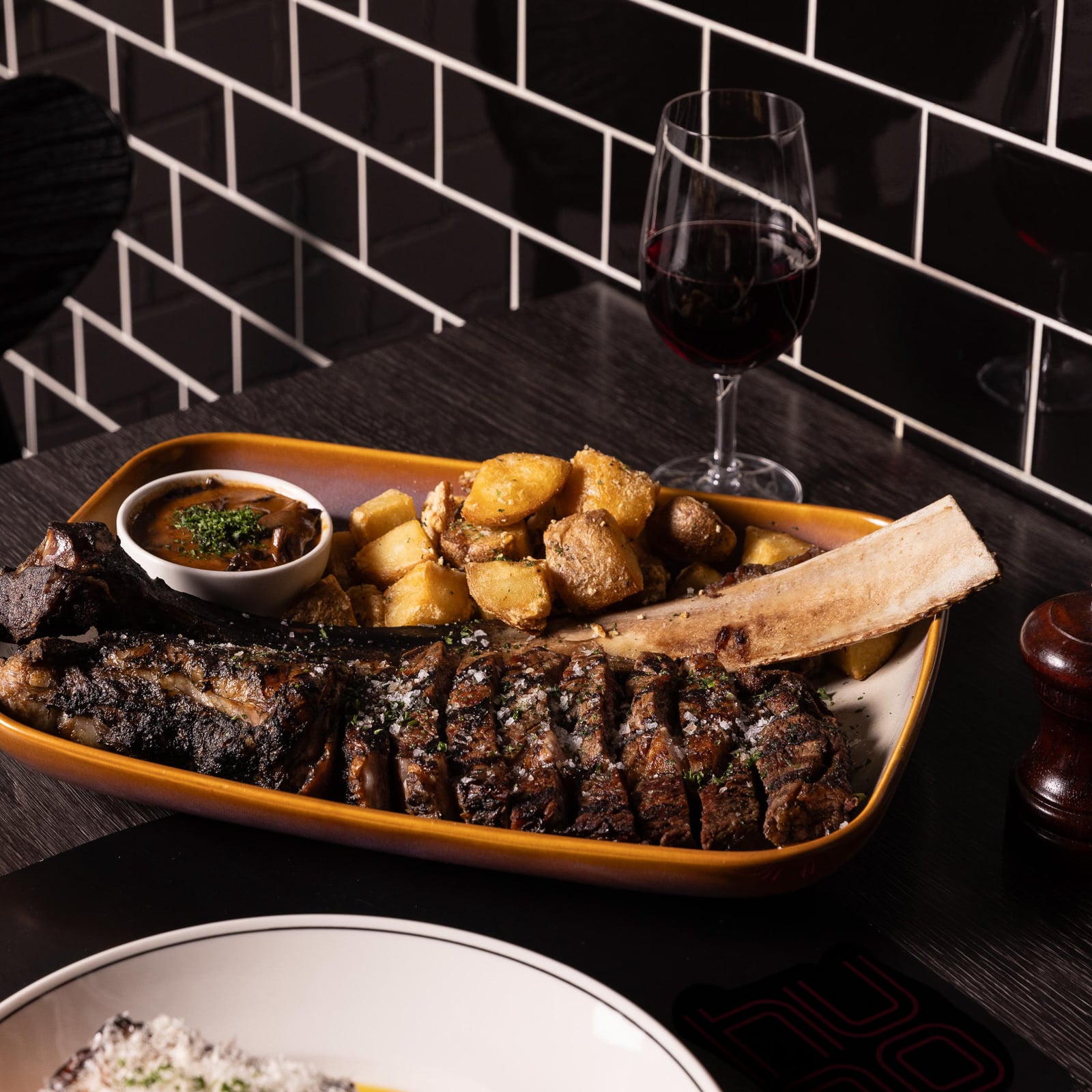 Tomahawk Steak